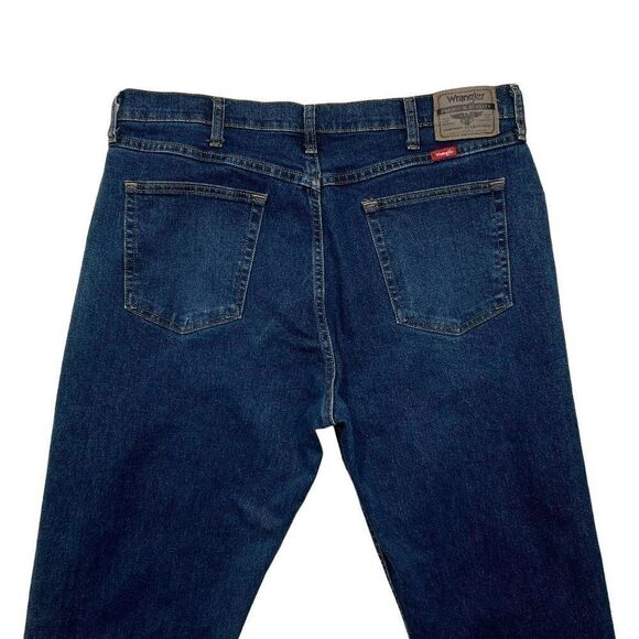 Wrangler Men's Dark Wash Premium Quality Denim Jeans - Picture 6 of 11